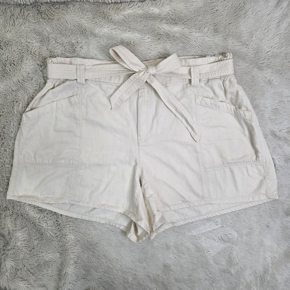 Old Navy Womens Shorts Plus Size 2X 100% Cotton Belted Beige Pockets